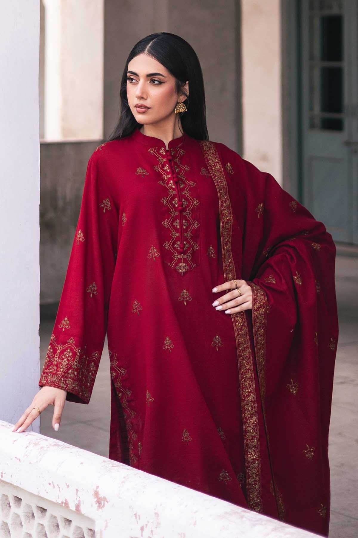 Mughal Red Shawl Coo (CZ3093)