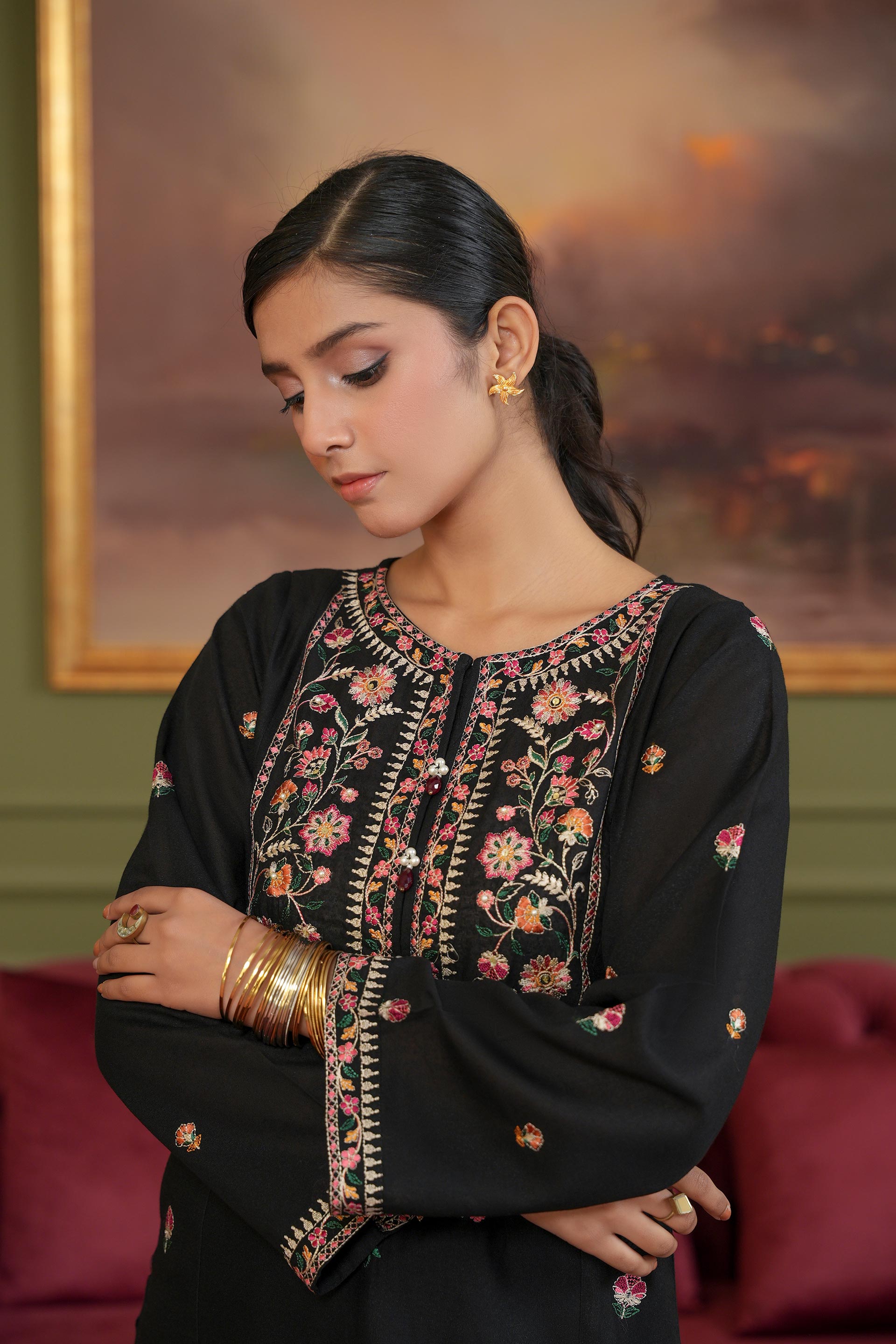 2 Piece Lawn Karandi Suit (CR3562)