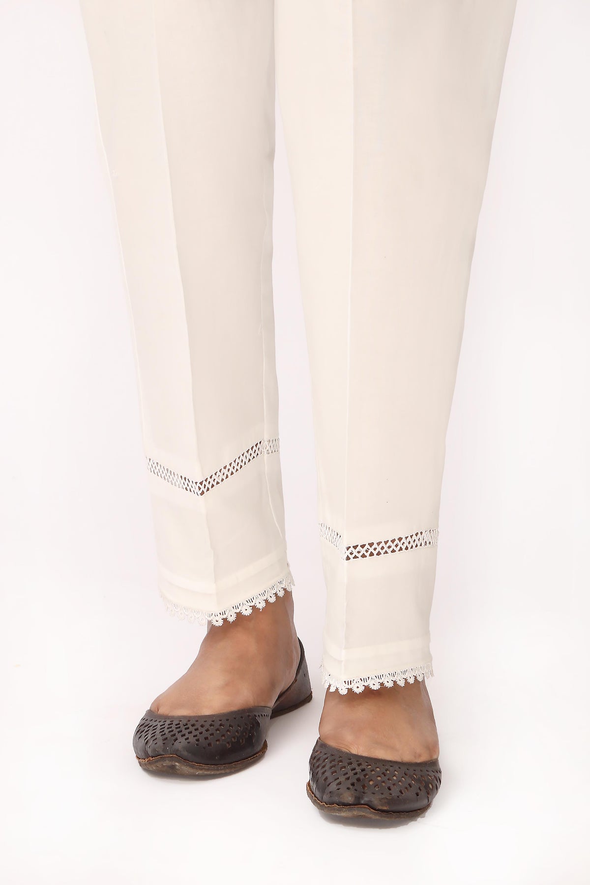 White Trouser: 1 Piece Pant in White Cambric (CZ3123)