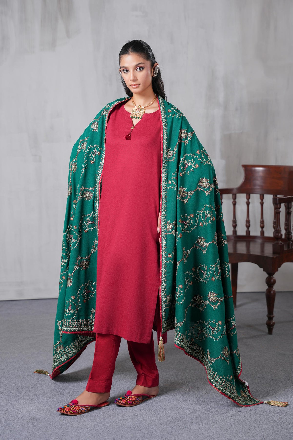 1 Piece Lawn Karandi Shawl (CZ3195)