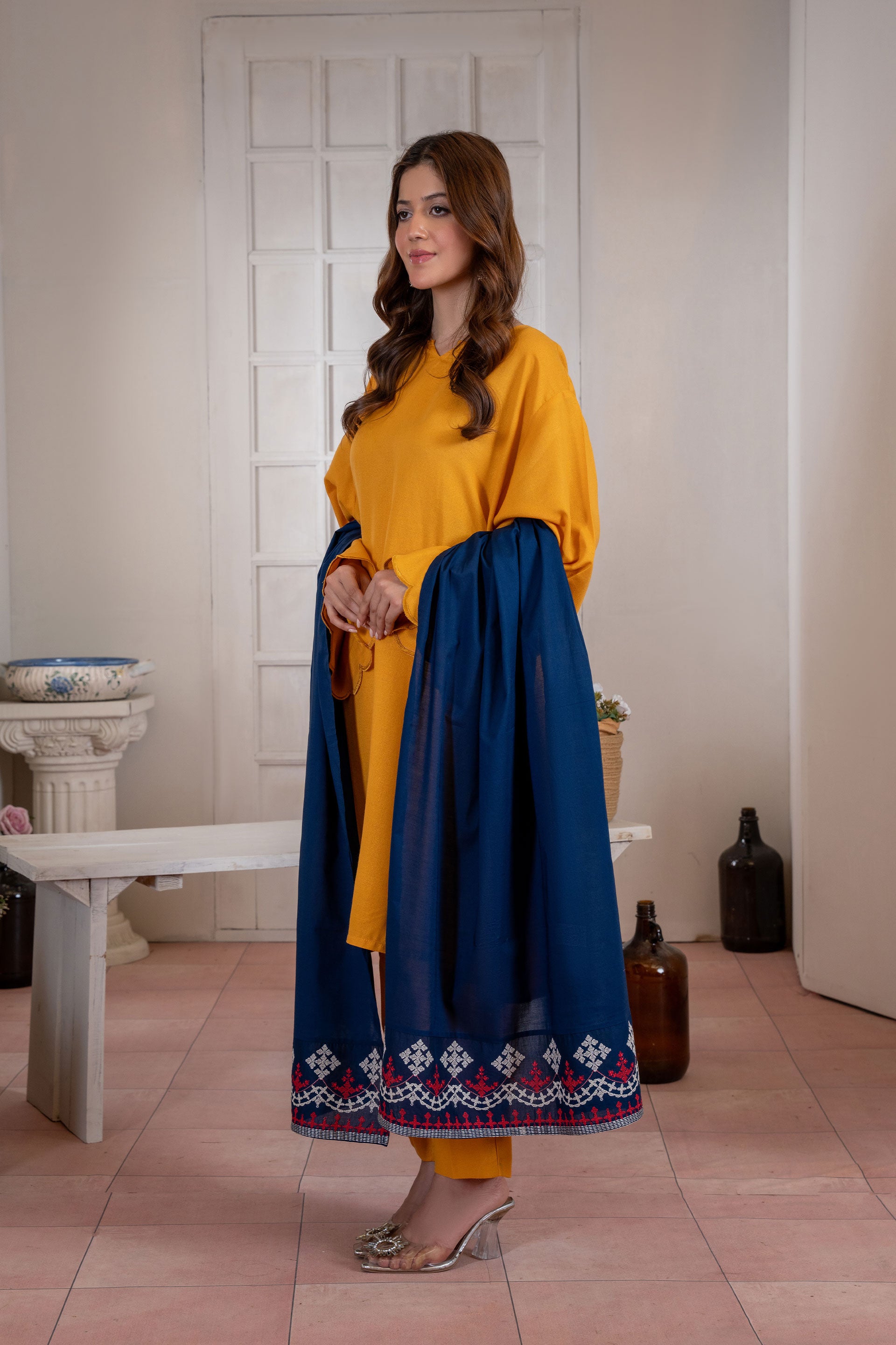 1 Piece Stole in Navy Blue Lawn (CZ3213)