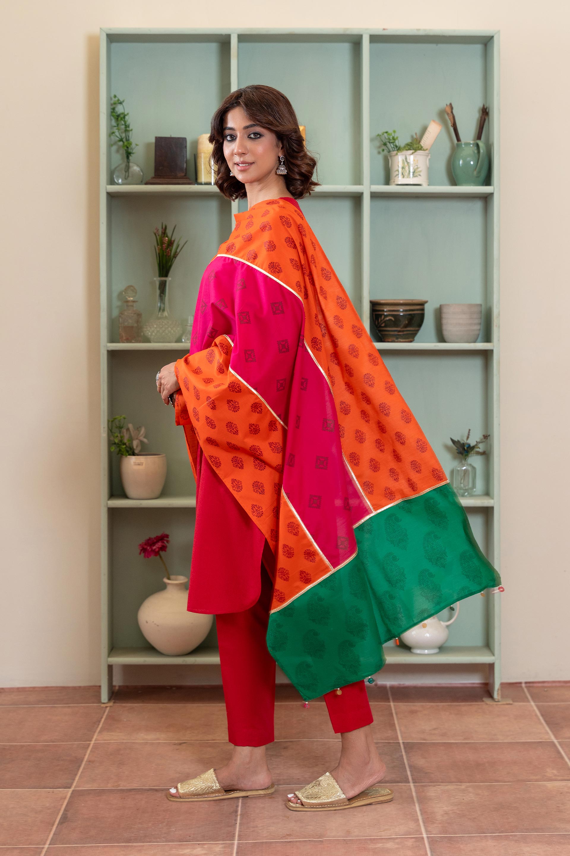 1 Piece Stole in Orange Lawn (CZ3250)