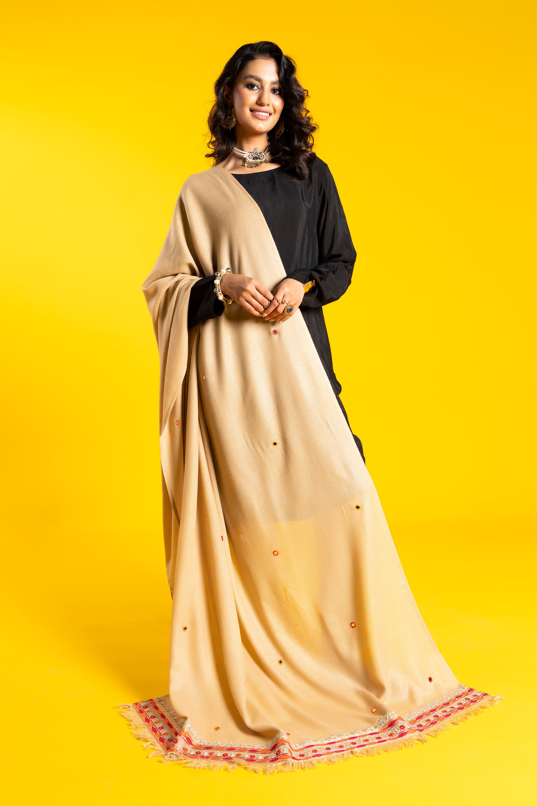 Sheesha Tassel 1 in Beige coloured Wool fabric
