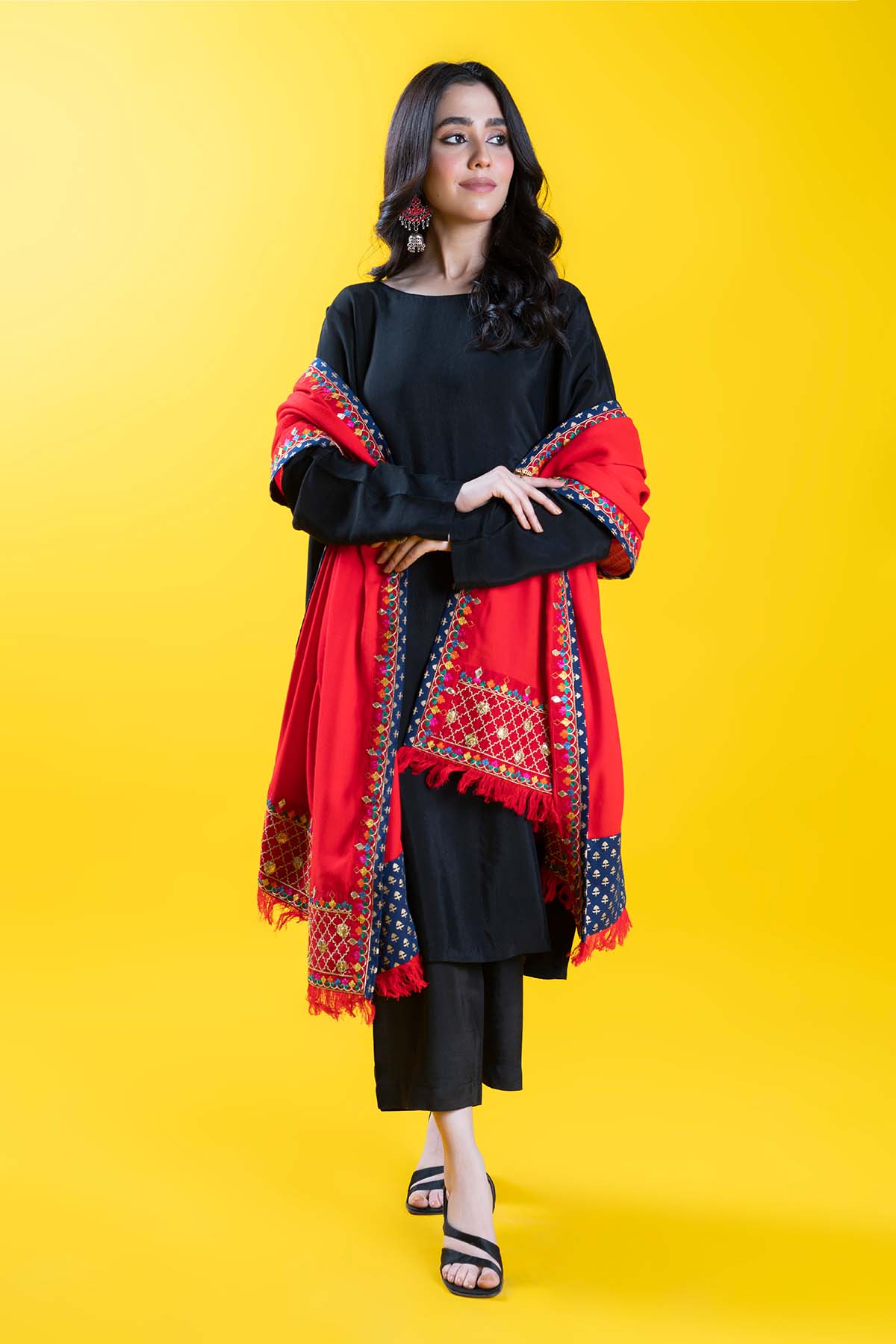 Jaali Shawl in Red coloured Wool fabric 3