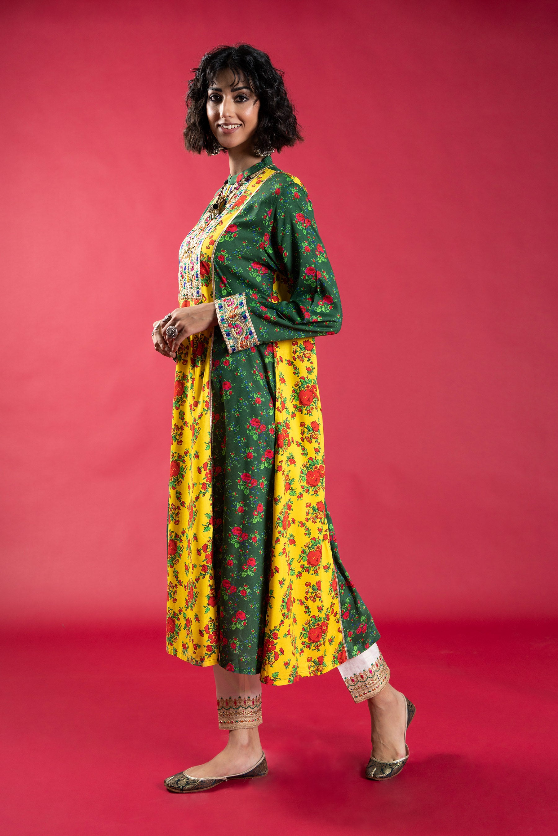 Phool Chatta 2 in Multi coloured Printed Linen fabric 3