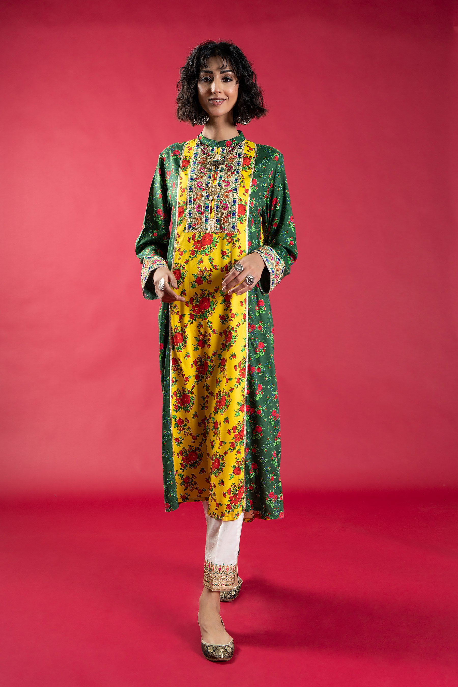 Phool Chatta 2 in Multi coloured Printed Linen fabric