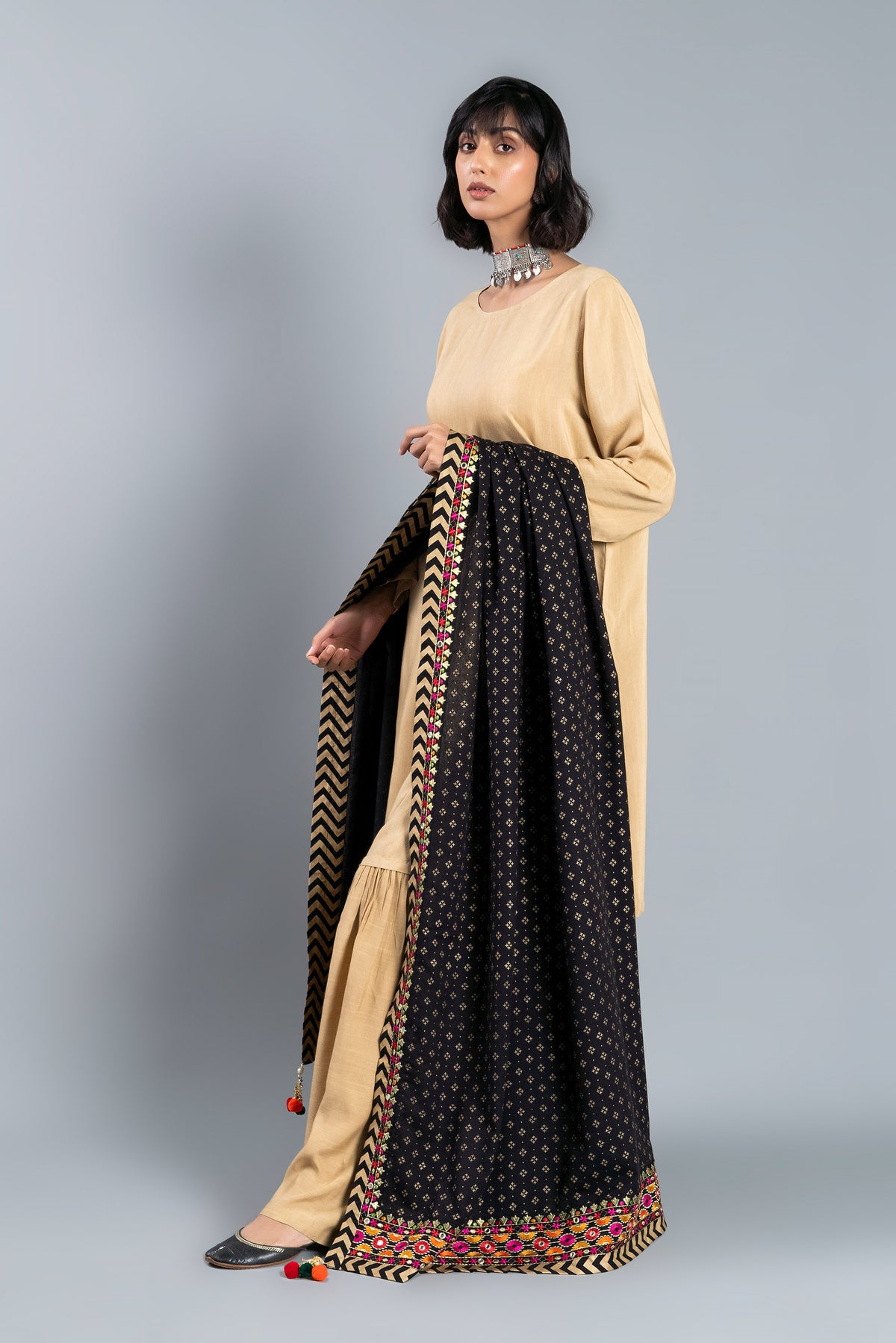 Stitch Shawl in Black coloured Lawn Karandi fabric