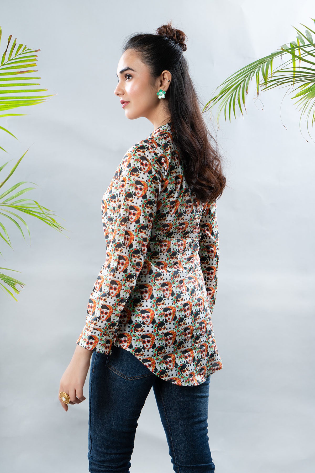 Summer Gaze: 1 Piece Top in Multi Printed Lawn (TR0936)