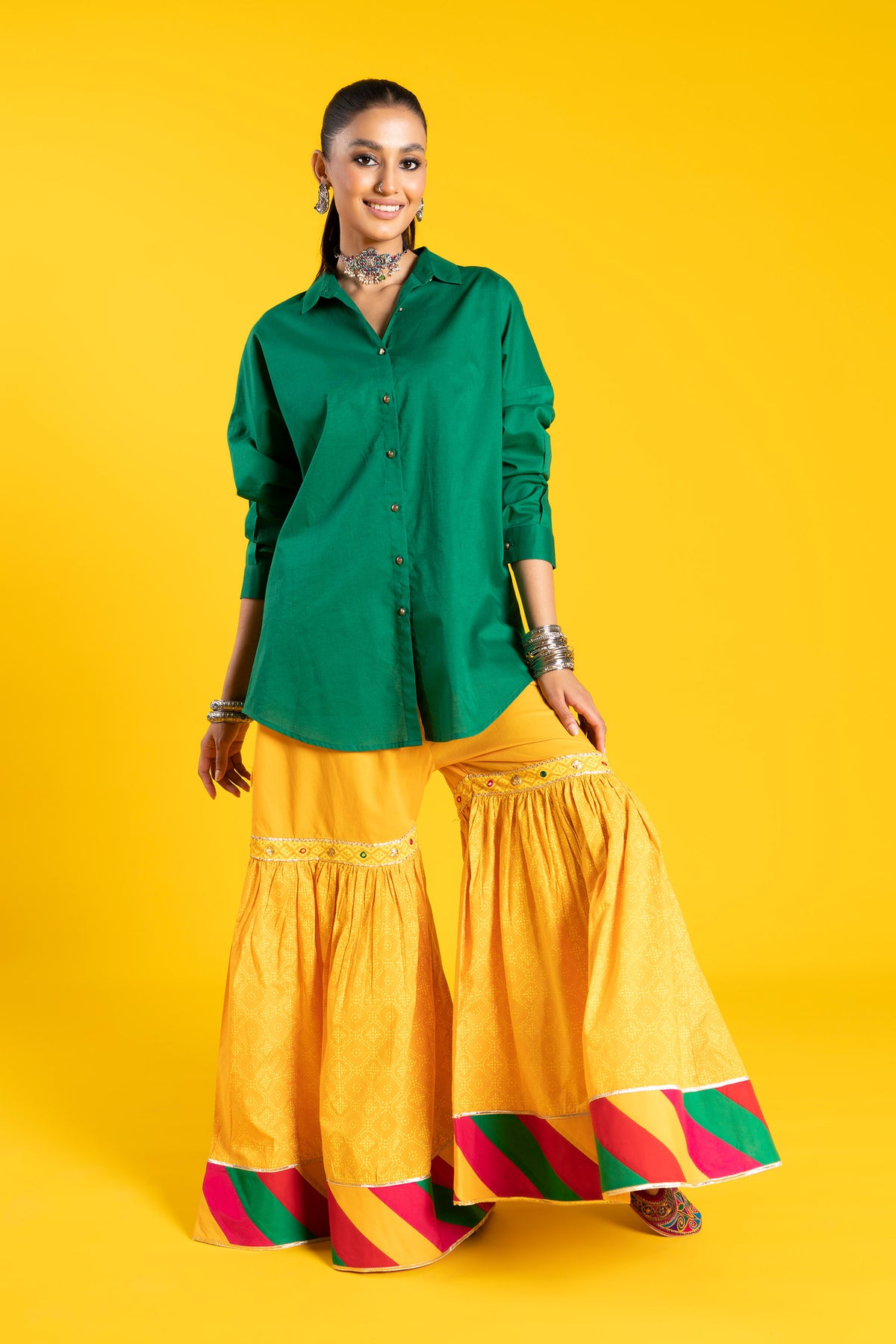 Chatta Patti Gotta in Yellow coloured Printed Cambric fabric