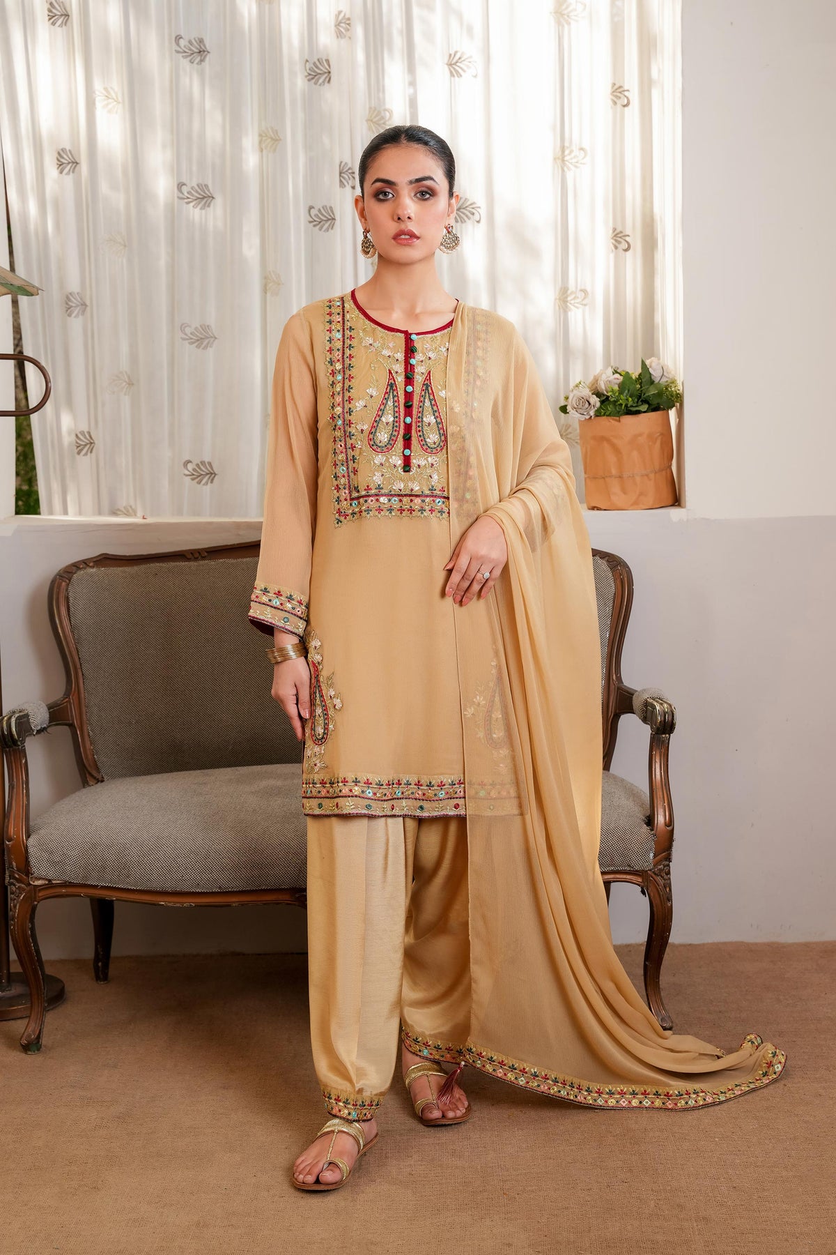 Golden Hour: 3 Piece Suit Suit in Beige Chiffon (FR0985)