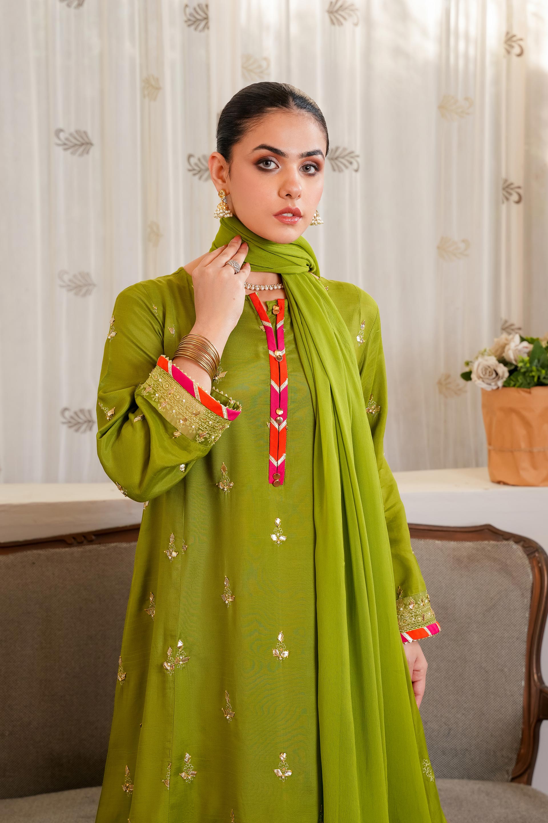 Husn: 3 Piece Suit Suit in Mehdi green Raw Silk (FR0997)