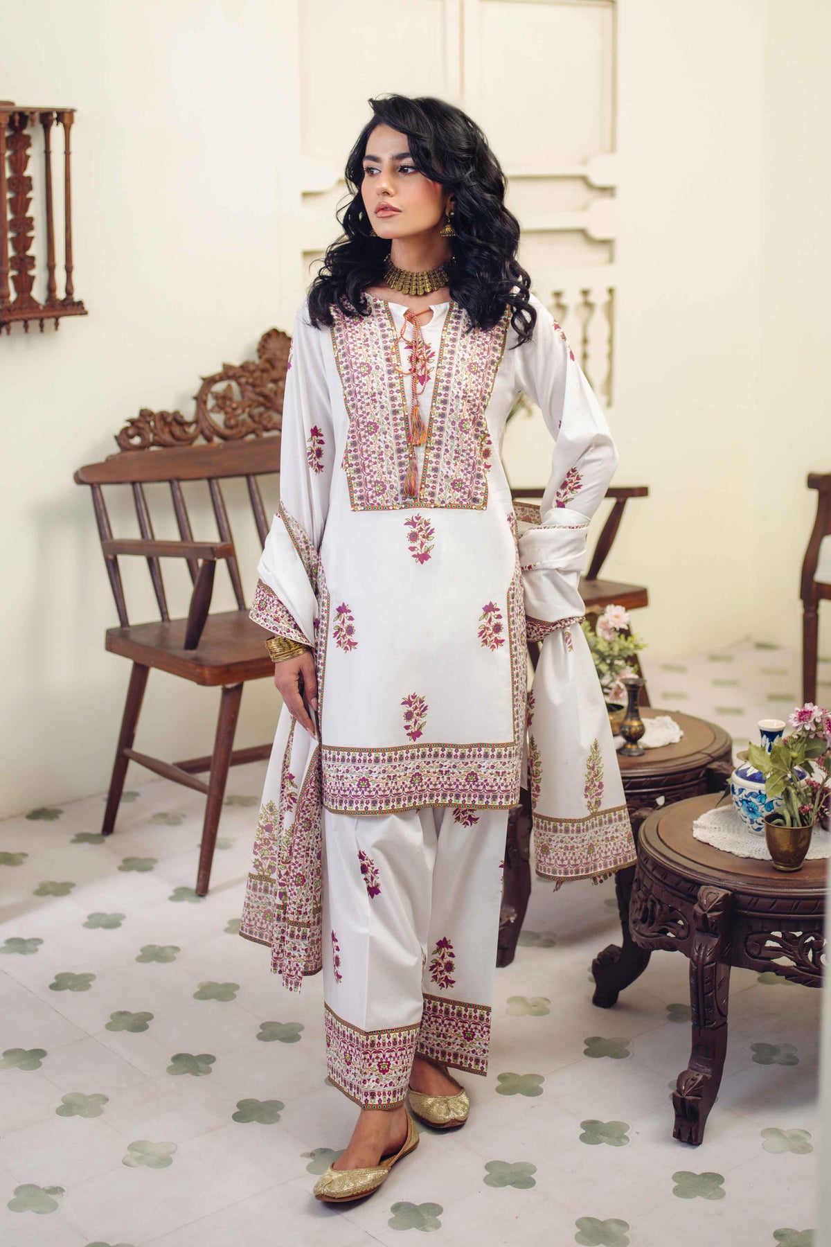 Gardenia Glam: 3 Piece Suit Suit in Multi Lawn (TR1139)