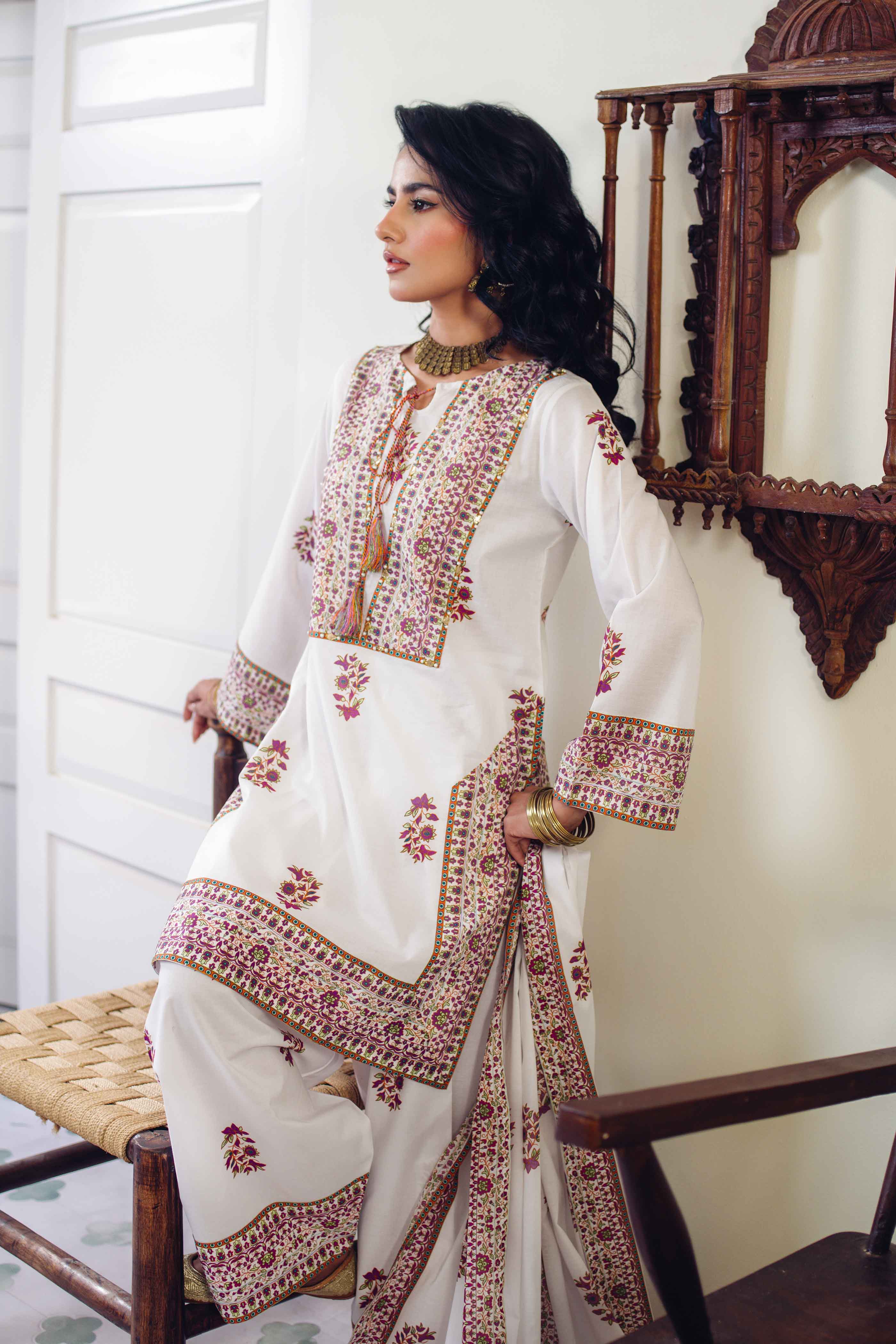 Gardenia Glam: 3 Piece Suit Suit in Multi Lawn (TR1139)