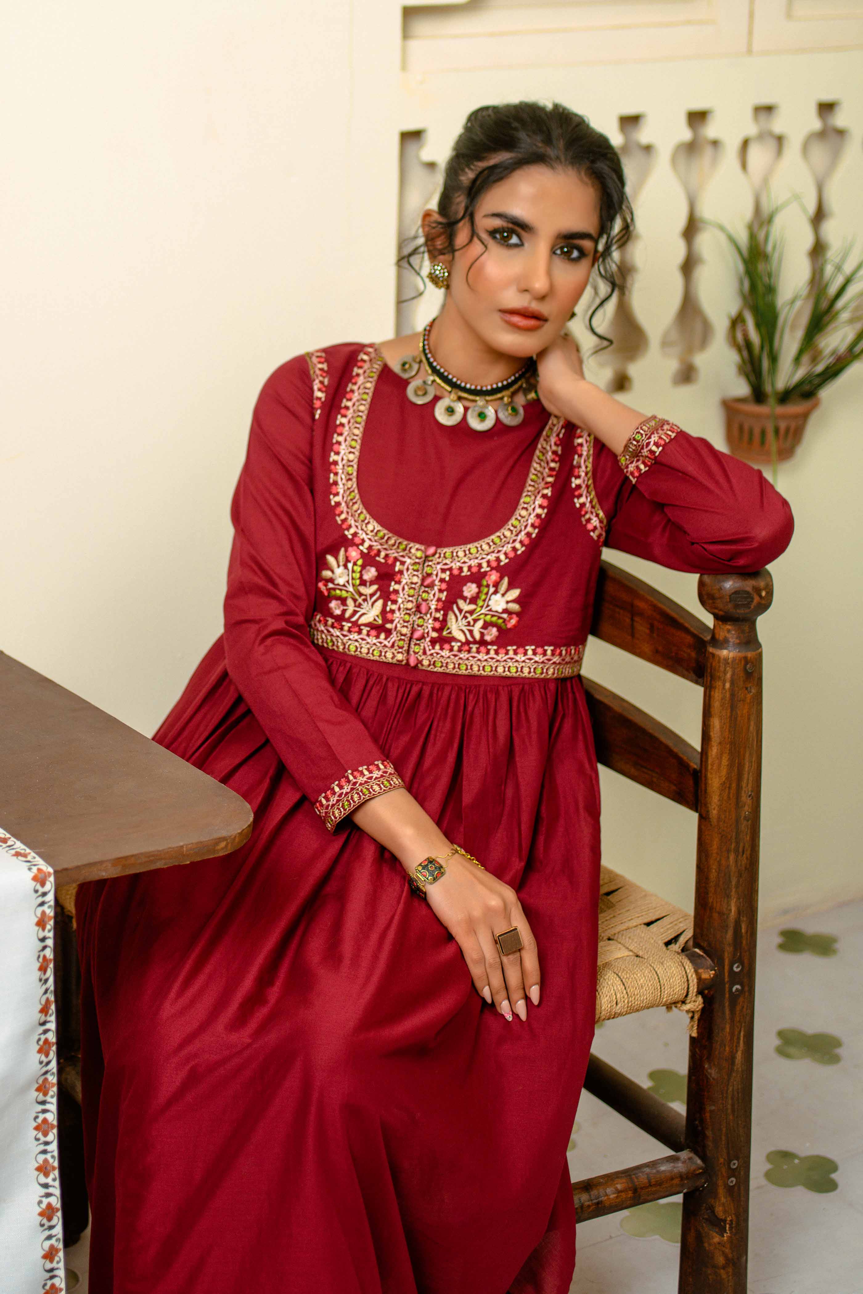 2 Piece Suit in Maroon Lawn (CR3423)