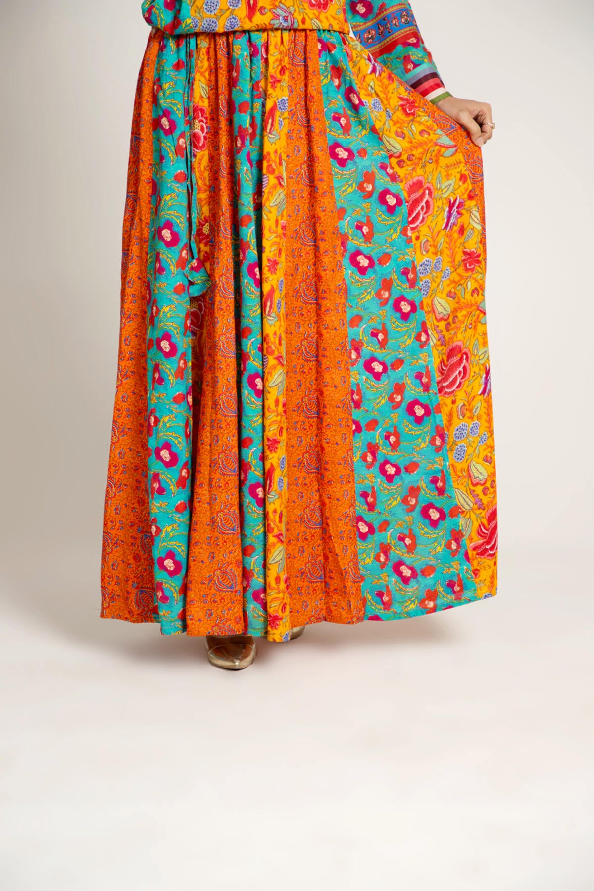 Multi Phool Skirt (FZ0725)