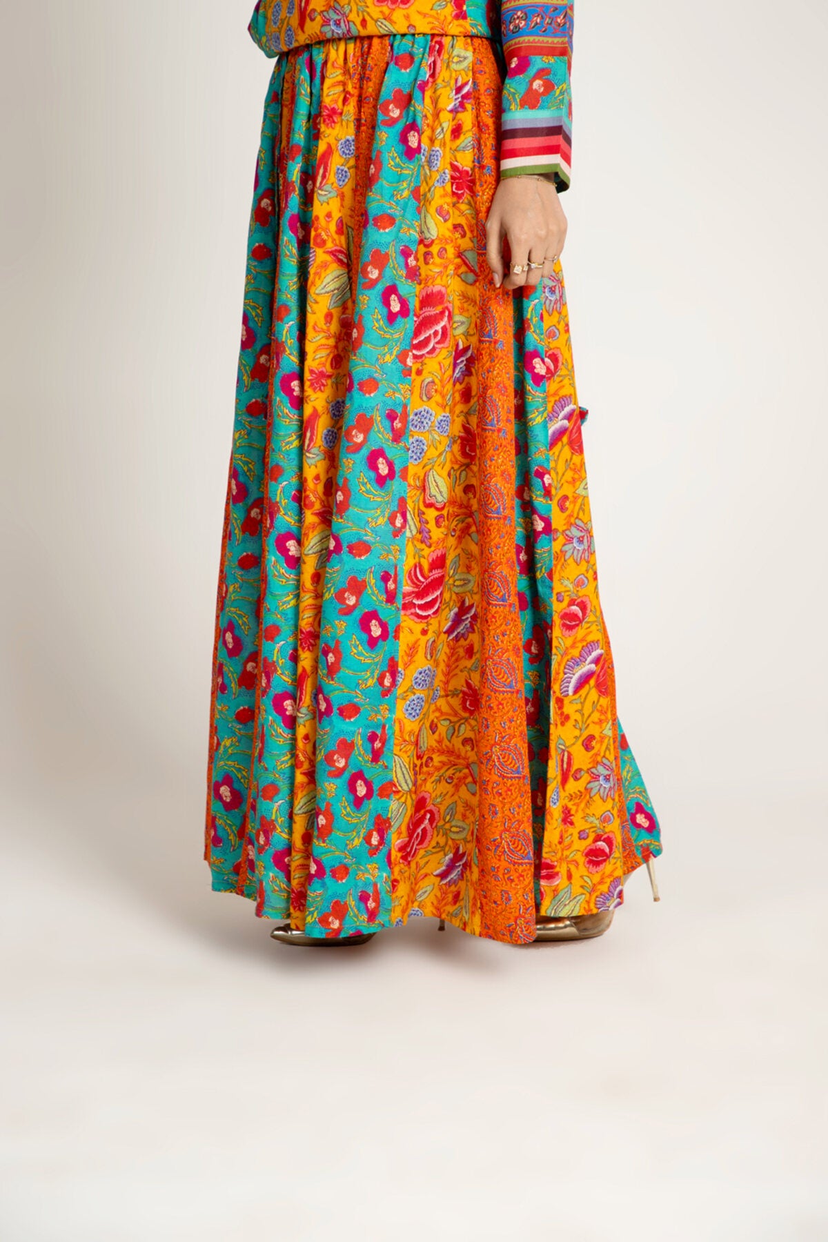 Multi Phool Skirt (FZ0725)