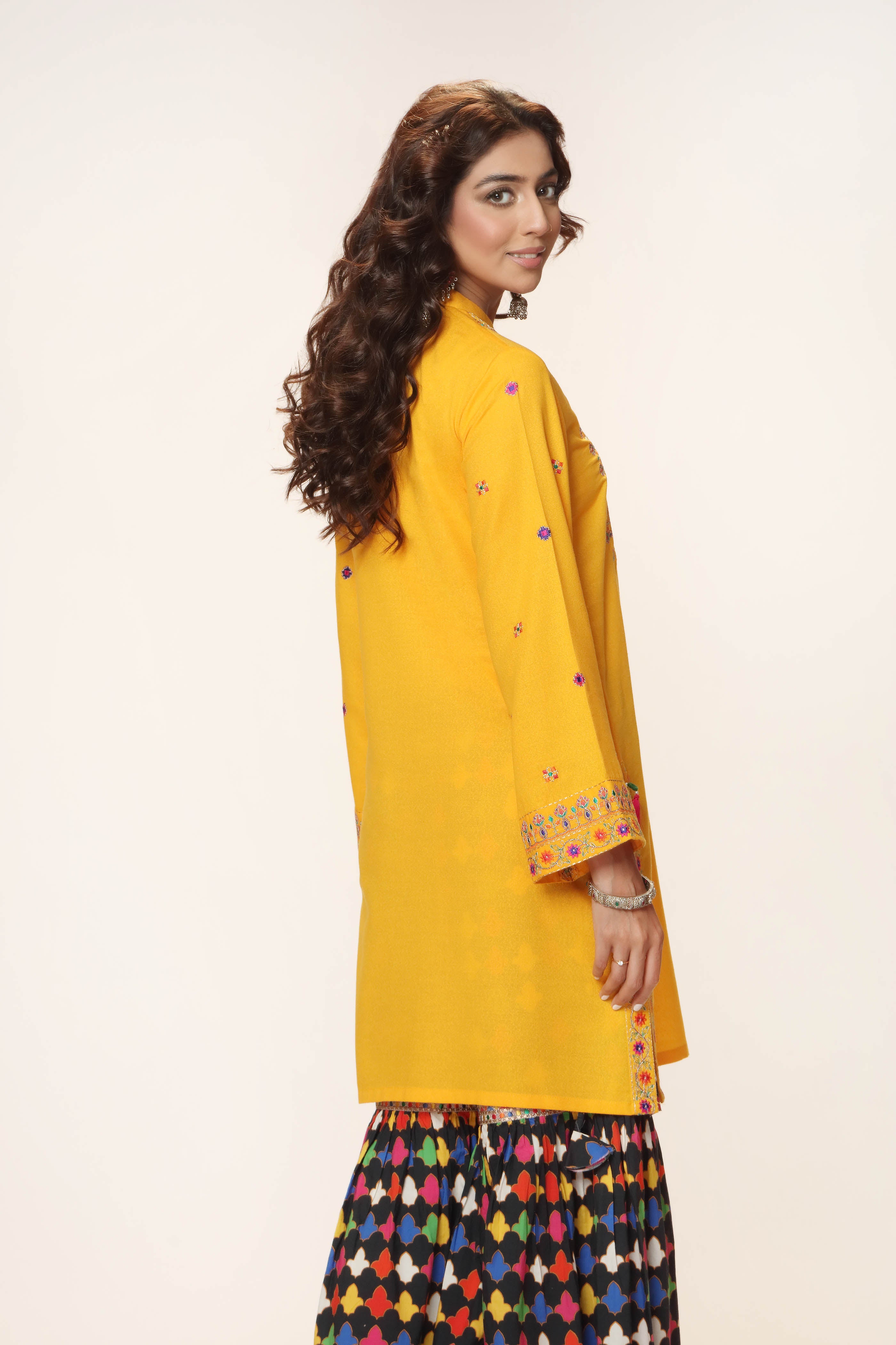 Tilla Embroidery 1 in Yellow coloured Lawn Karandi fabric 3