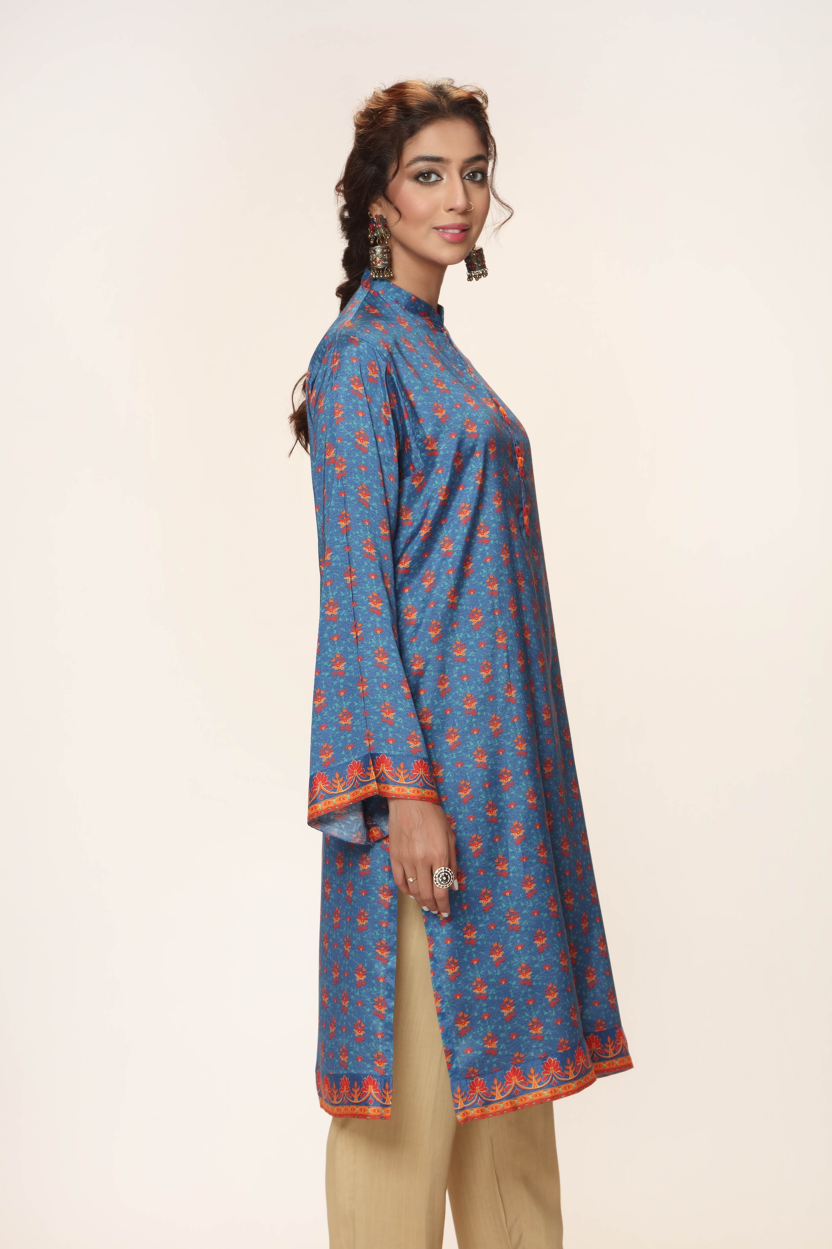 Heritage Kurta in Multi coloured Pak Raw Silk fabric 2