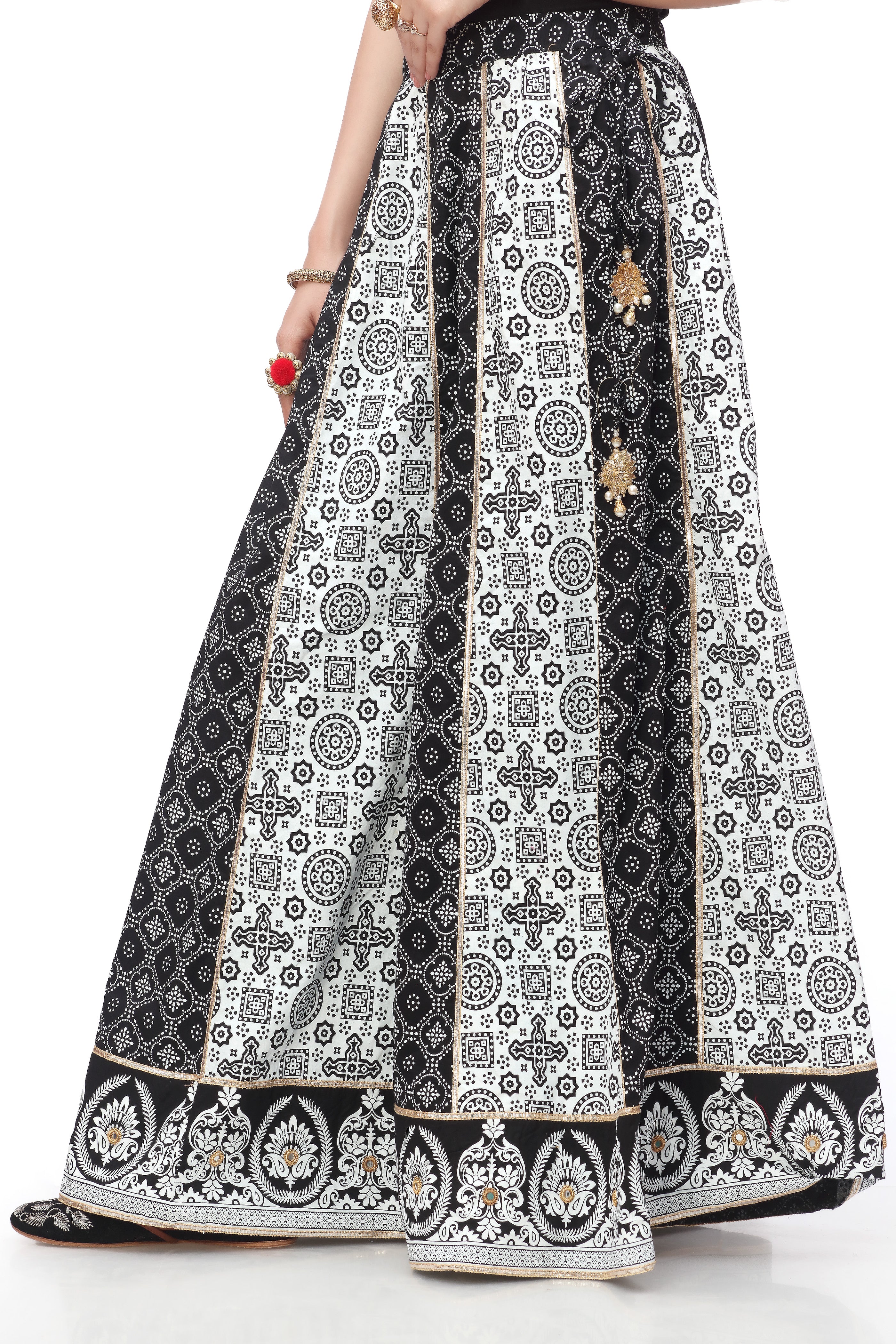 Monocrome Skirt in Black coloured Printed Cambric fabric