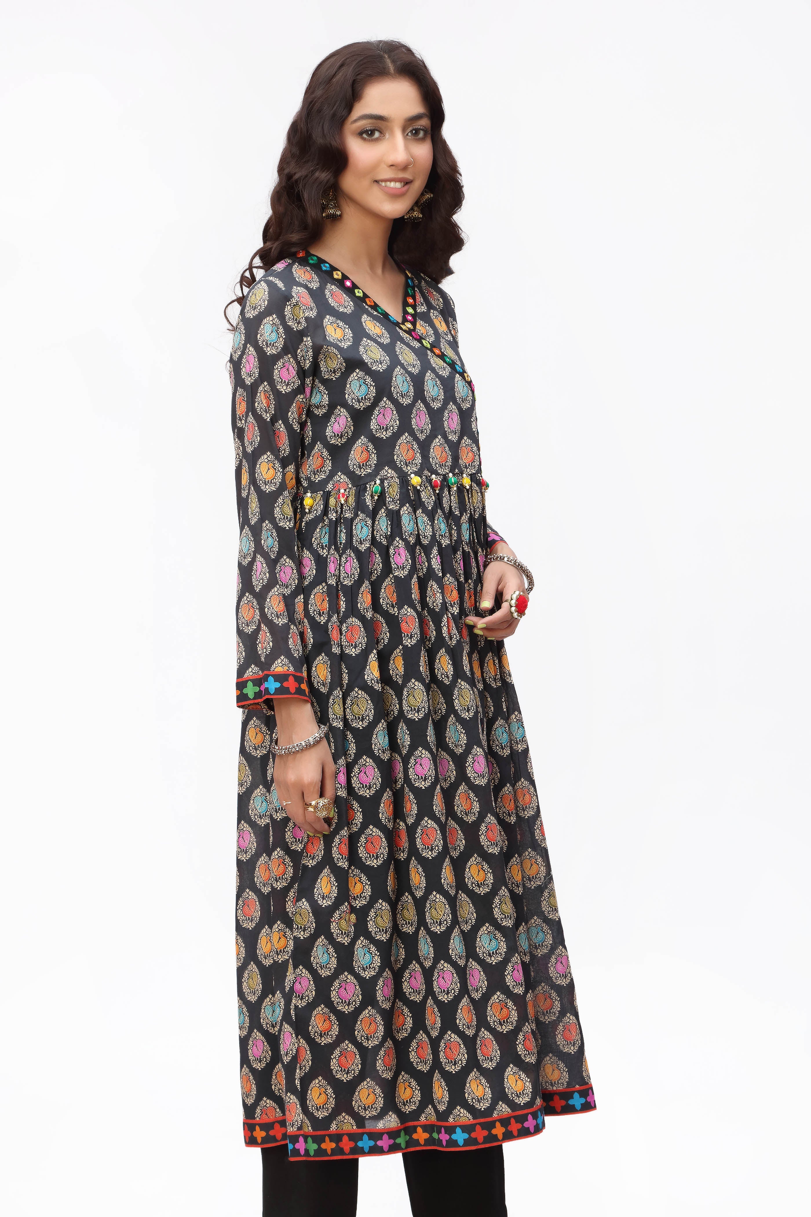 Morr Kahani in Multi coloured Printed Lawn fabric 2