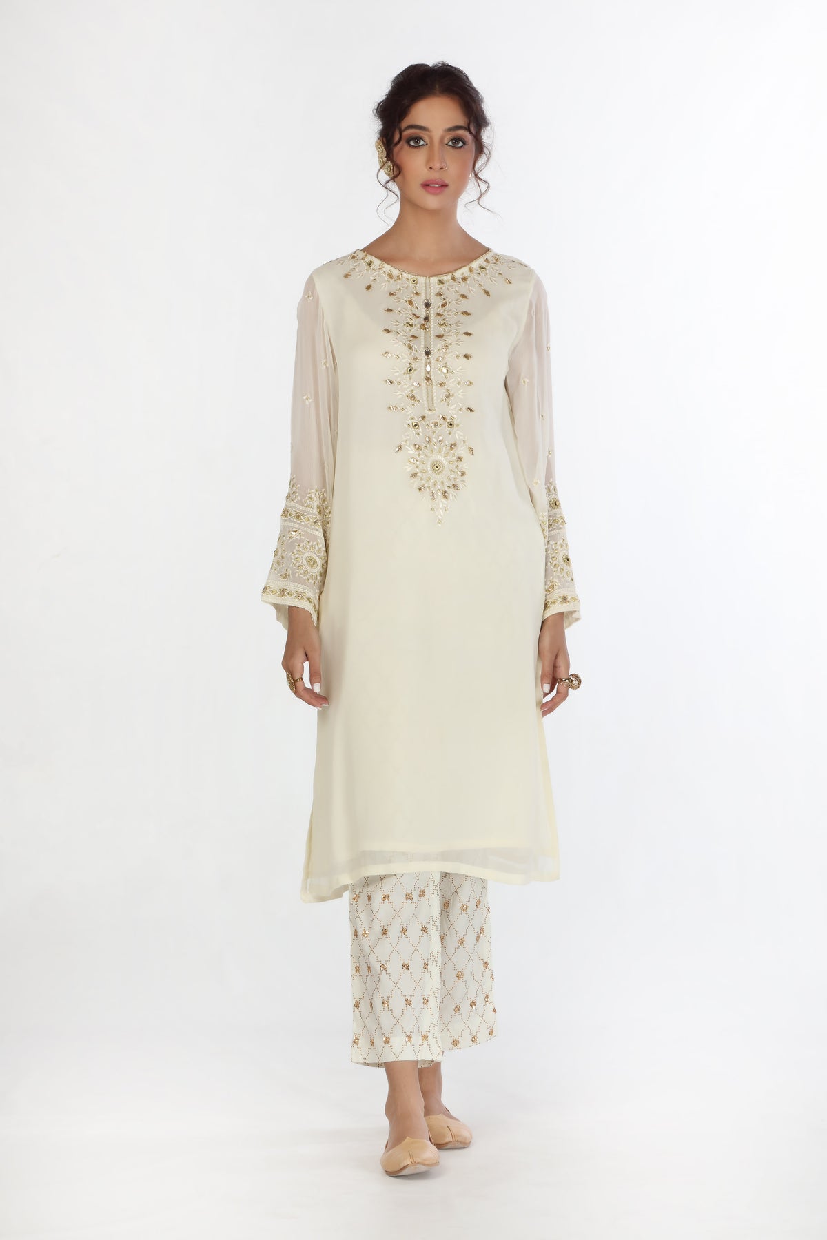 Self Gold in Off White coloured Pak Chiffon fabric