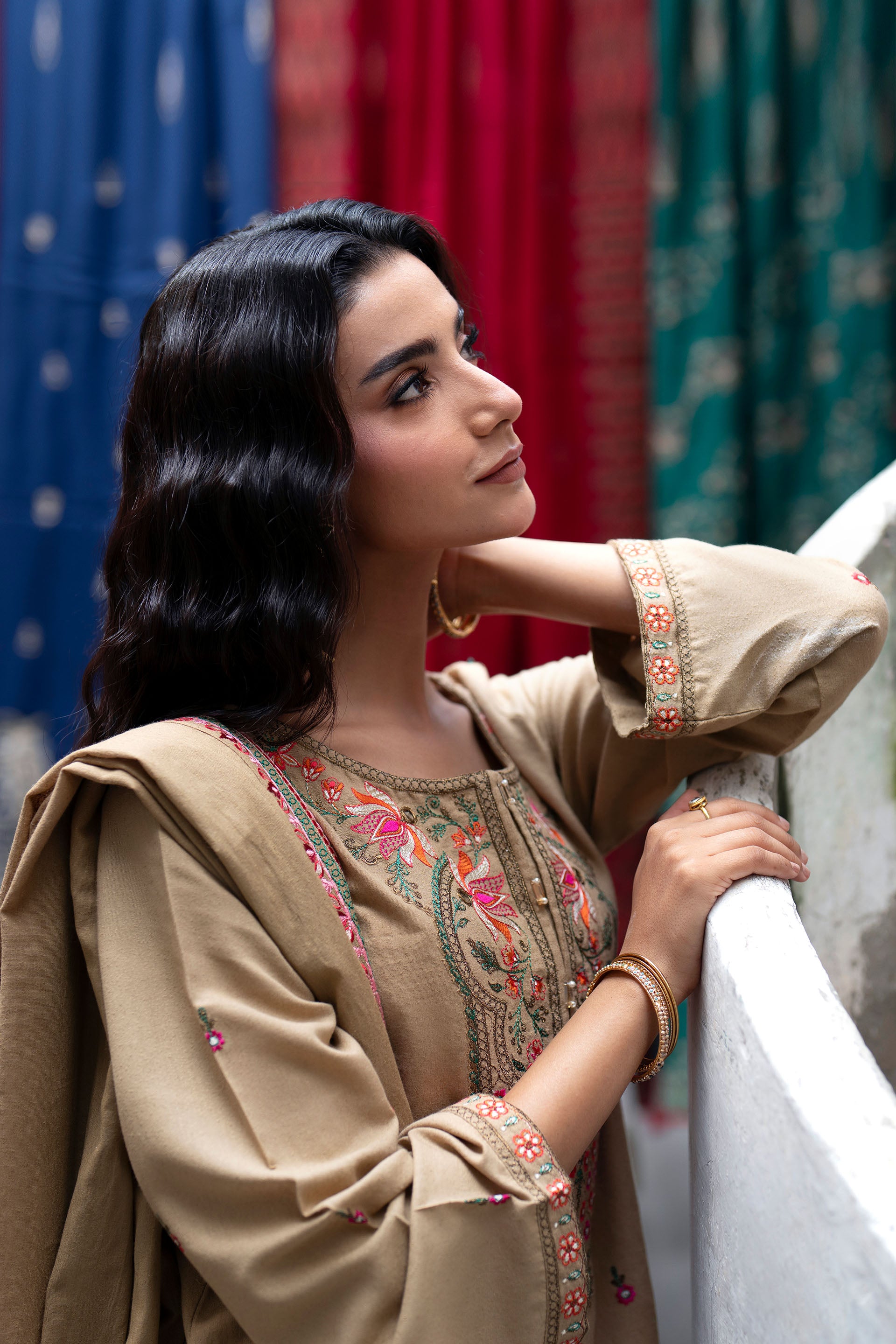 2 Piece Lawn Karandi Suit (CR3522)