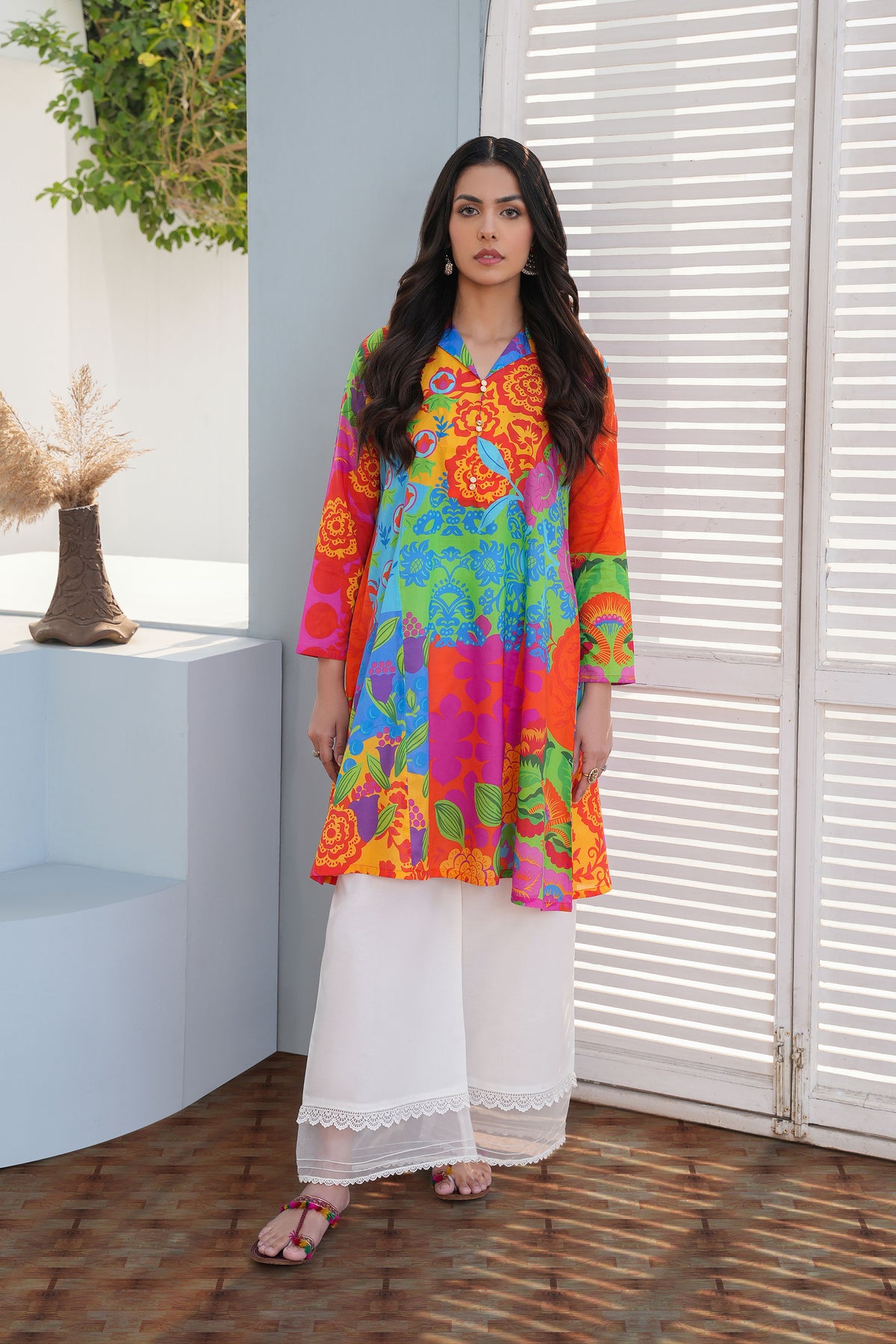 Big Phool Print: 1 Piece Frock in Multi Lawn (TR1078)