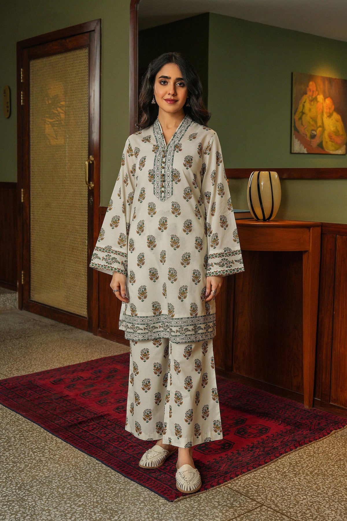 Zara: 2 Piece Suit in Multi Lawn Karandi (TR1113)