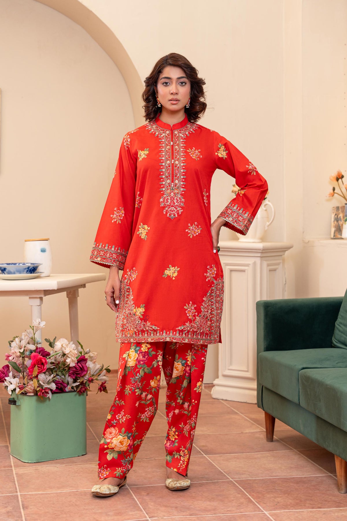 2 Piece Suit in Red Lawn (TR1186)