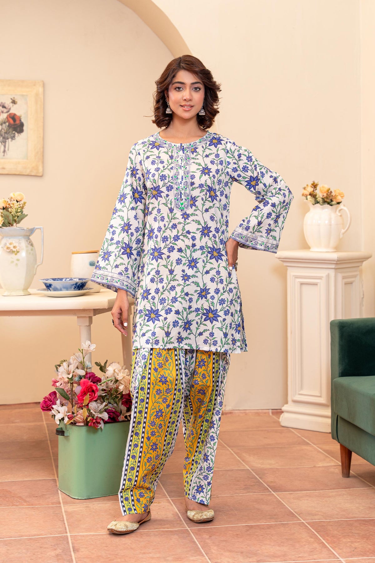 2 Piece Suit in Multi Lawn (TR1187)