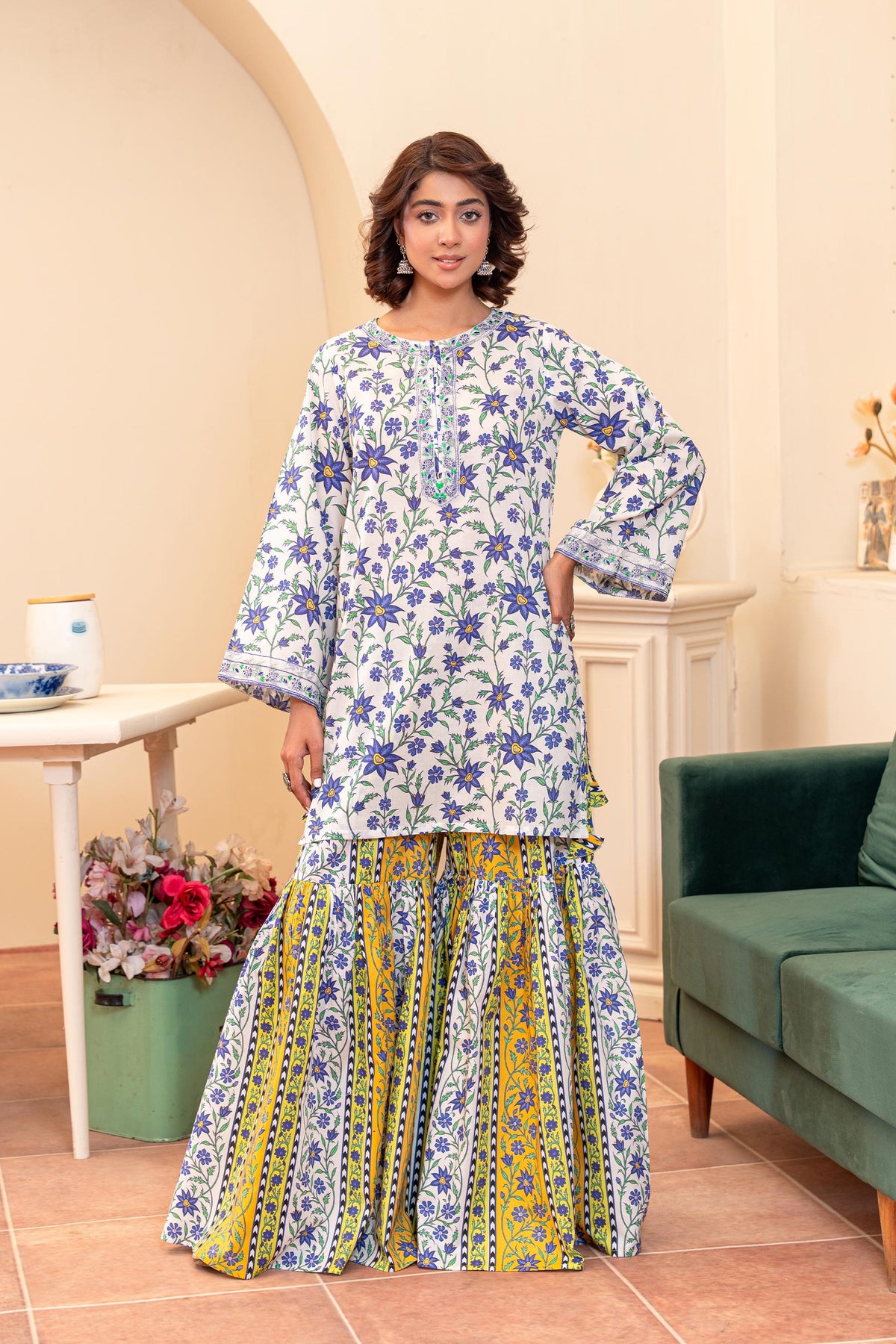 2 Piece Suit in Multi Lawn (TR1188)