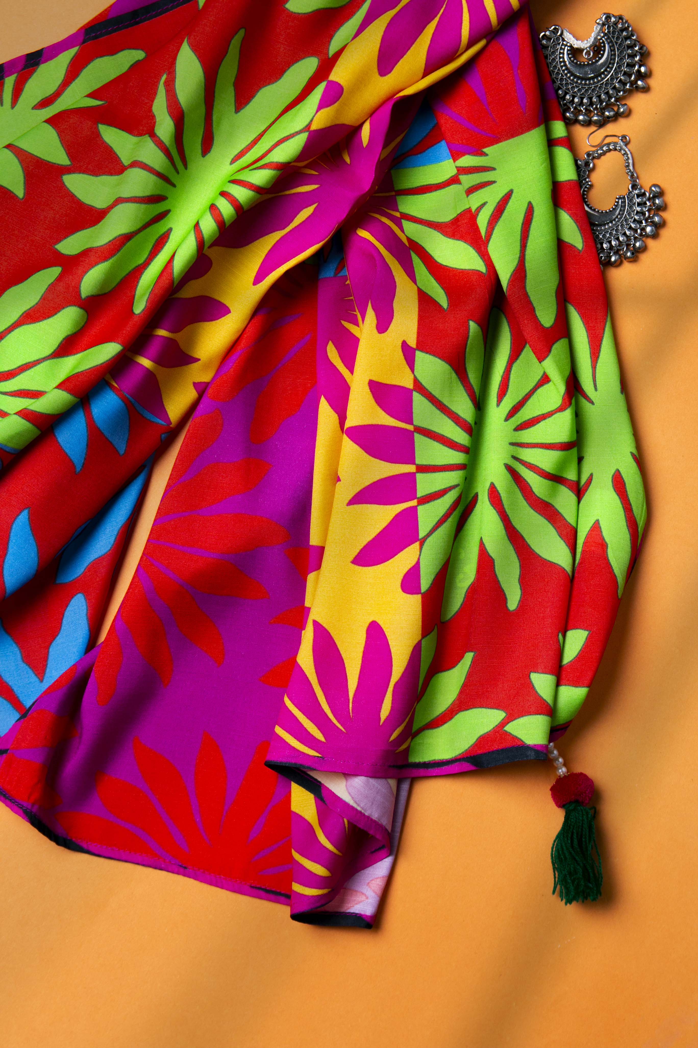 Color Block Floral Ll in Multi coloured Pak Raw Silk fabric