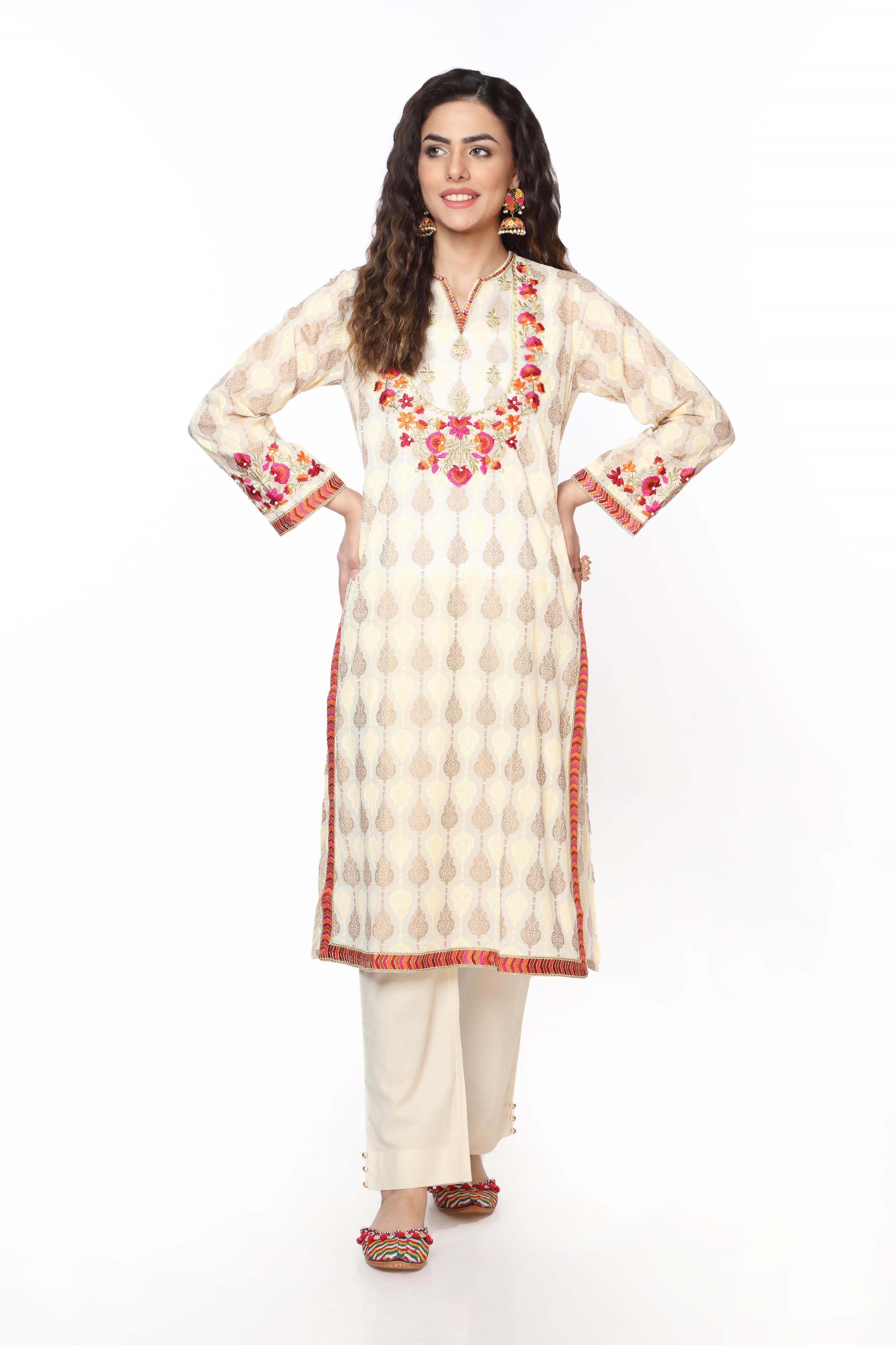 Pearl Phool in Off White coloured Printed Lawn fabric