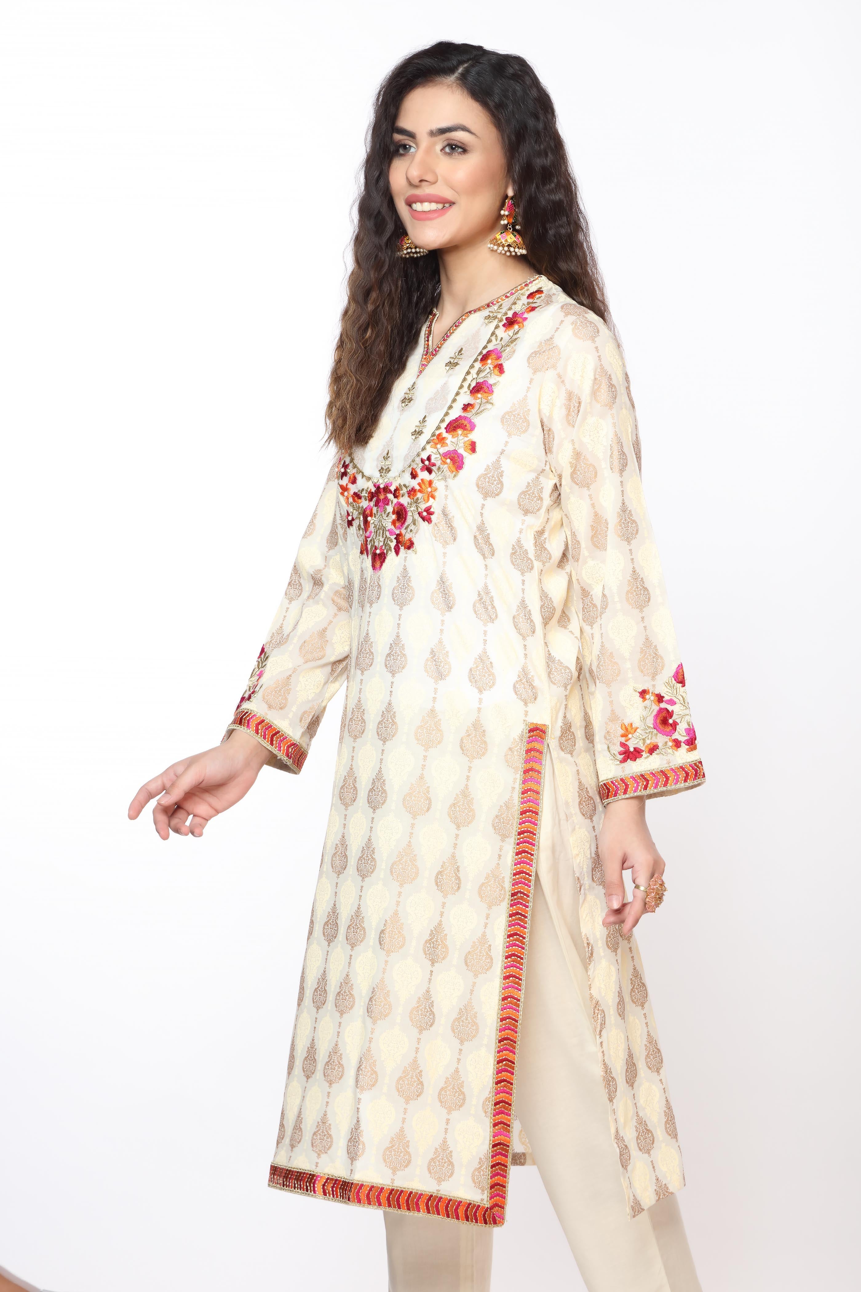 Pearl Phool in Off White coloured Printed Lawn fabric 2