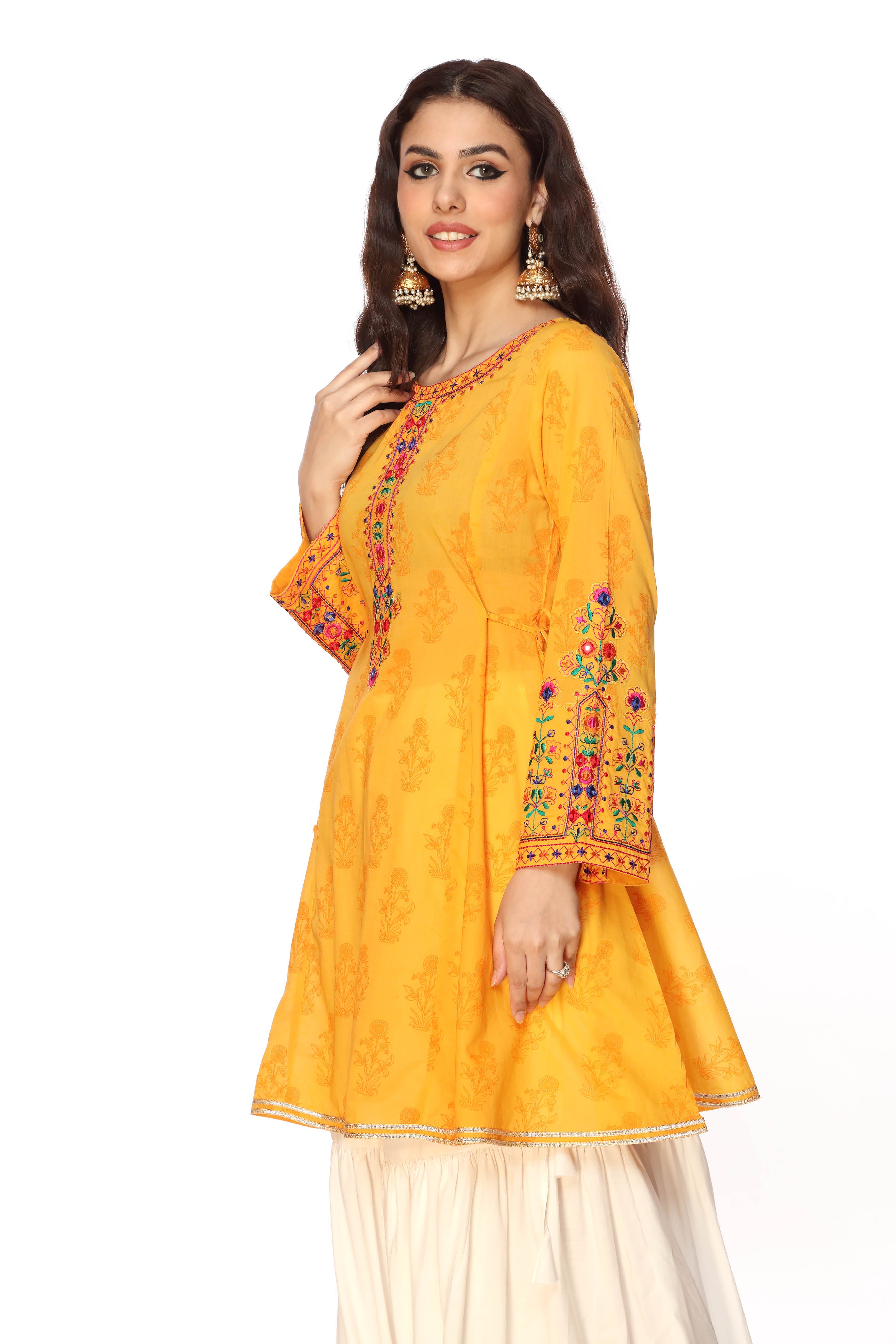 Sun Flower Sl in Yellow coloured Printed Lawn fabric 2