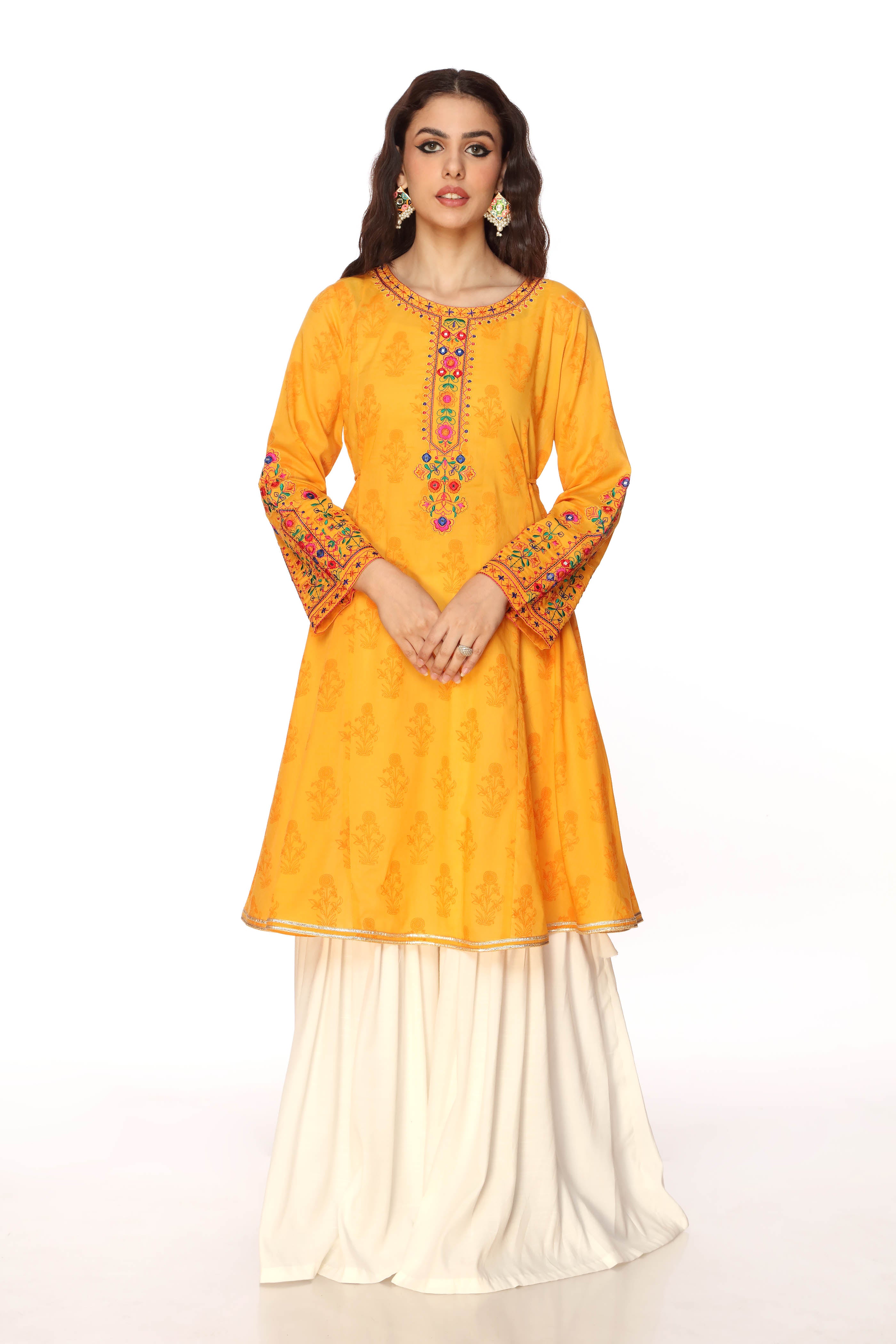 Sun Flower Ll in Yellow coloured Printed Lawn fabric