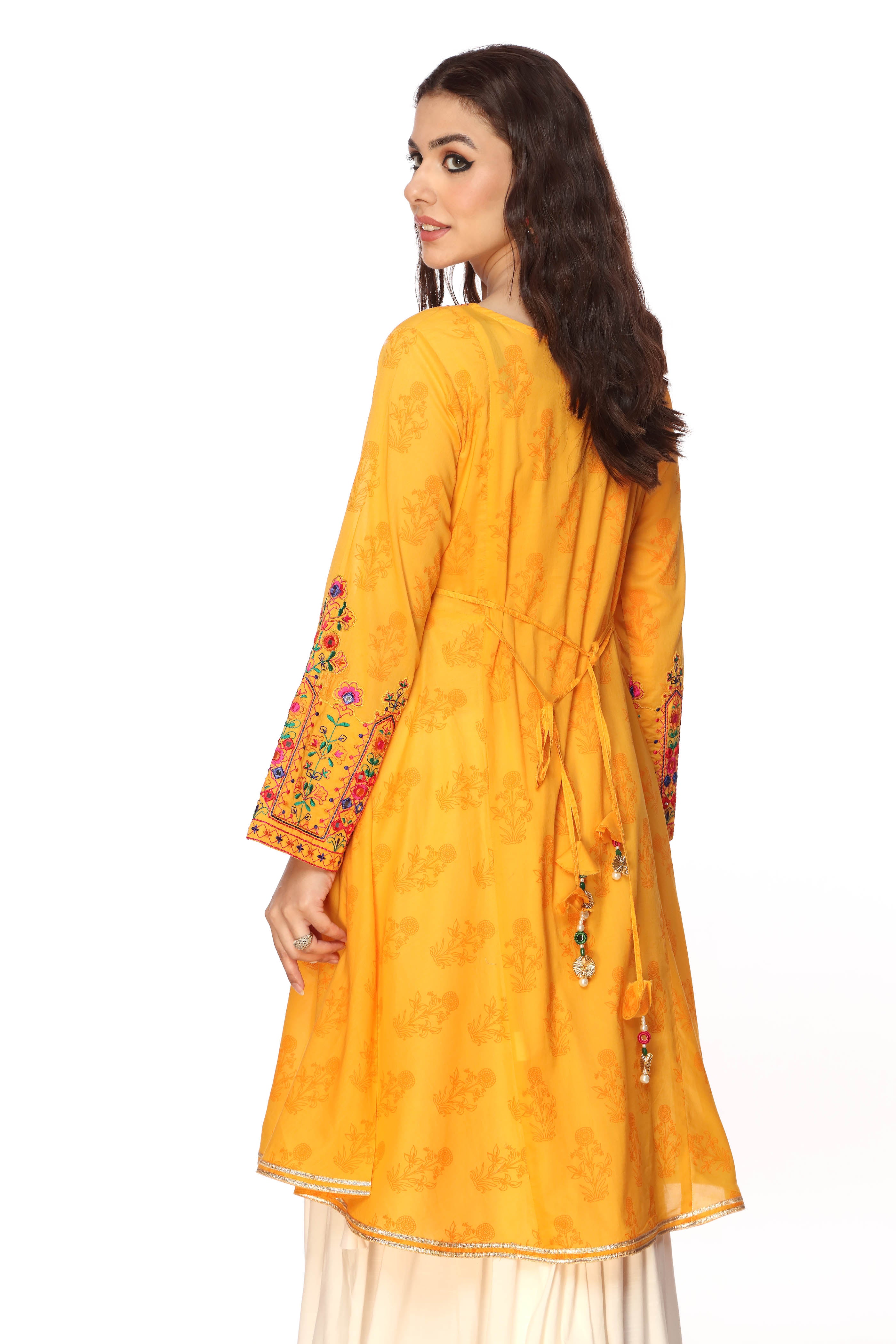 Sun Flower Ll in Yellow coloured Printed Lawn fabric 3