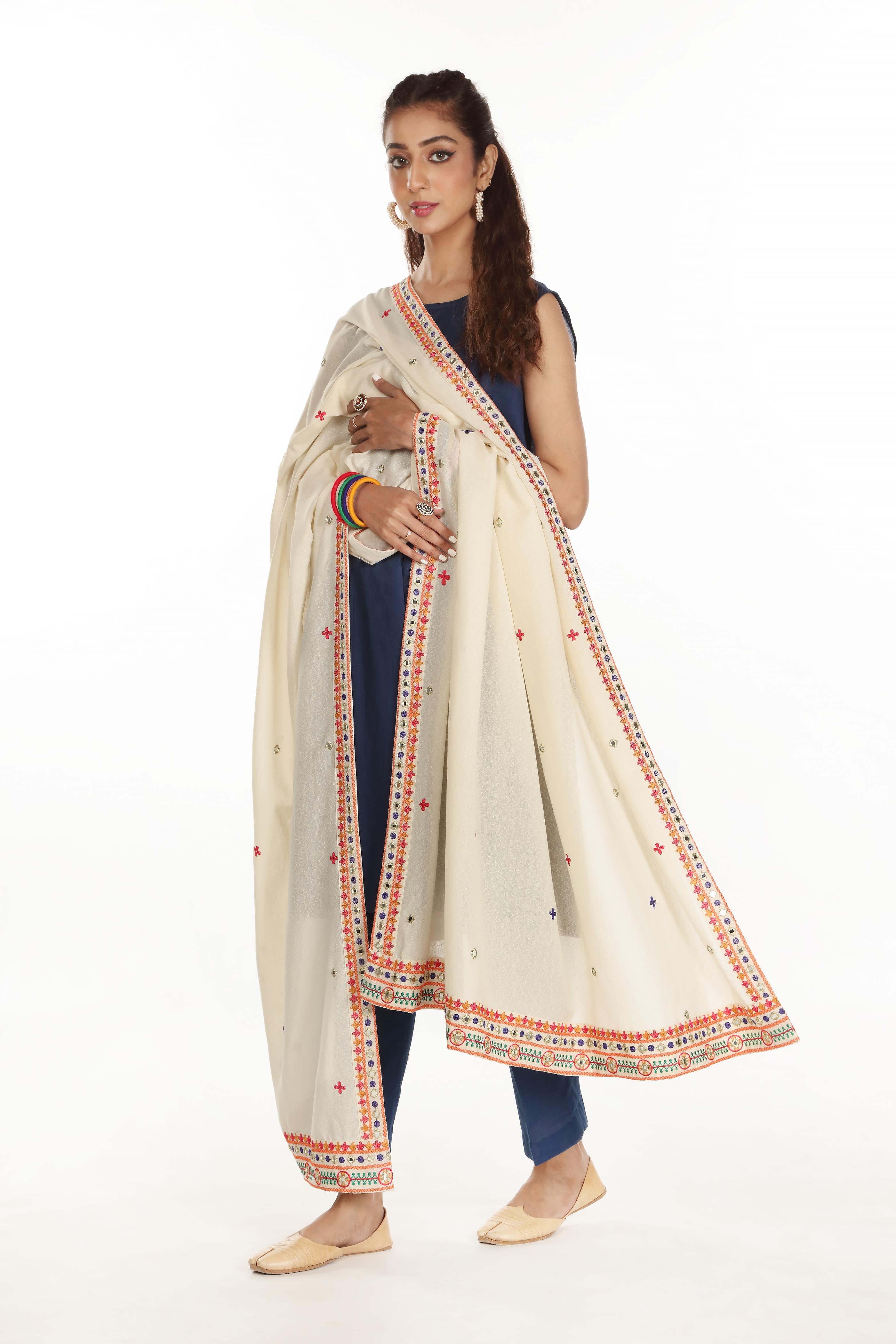 Pathani Chadder in Off White coloured Printed Lawn fabric 2